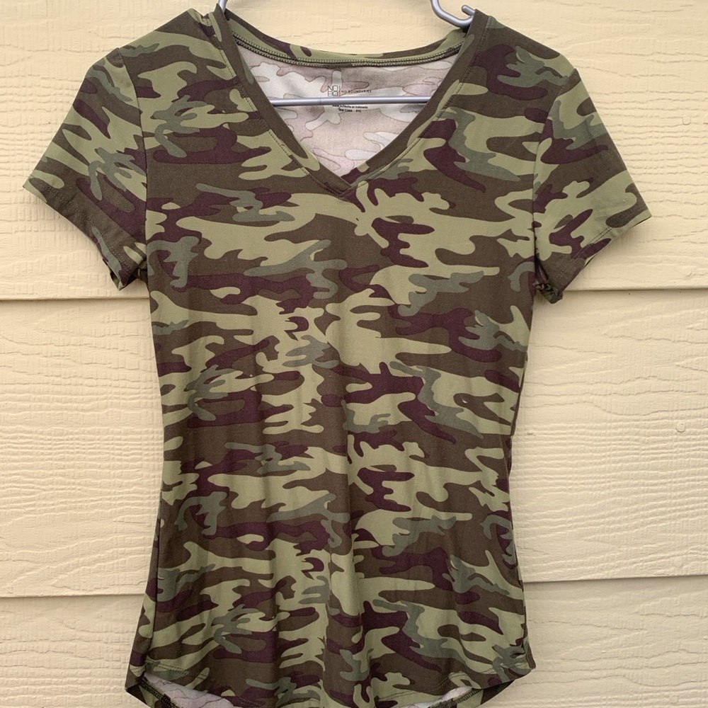 No Boundaries Green Camo V-Neck Tee